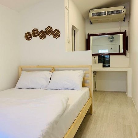 Fundee At Siam Hostel (Adults Only) 曼谷 外观 照片